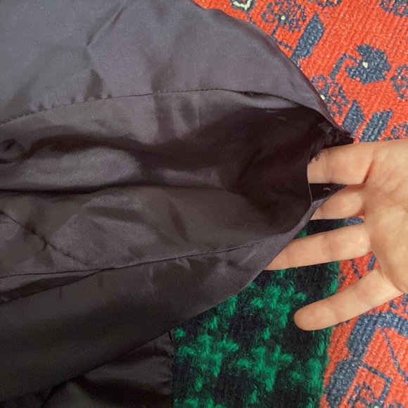 SOLDSOLDSOLD Two piece vintage wool skirt suit - Picture 6 of 9